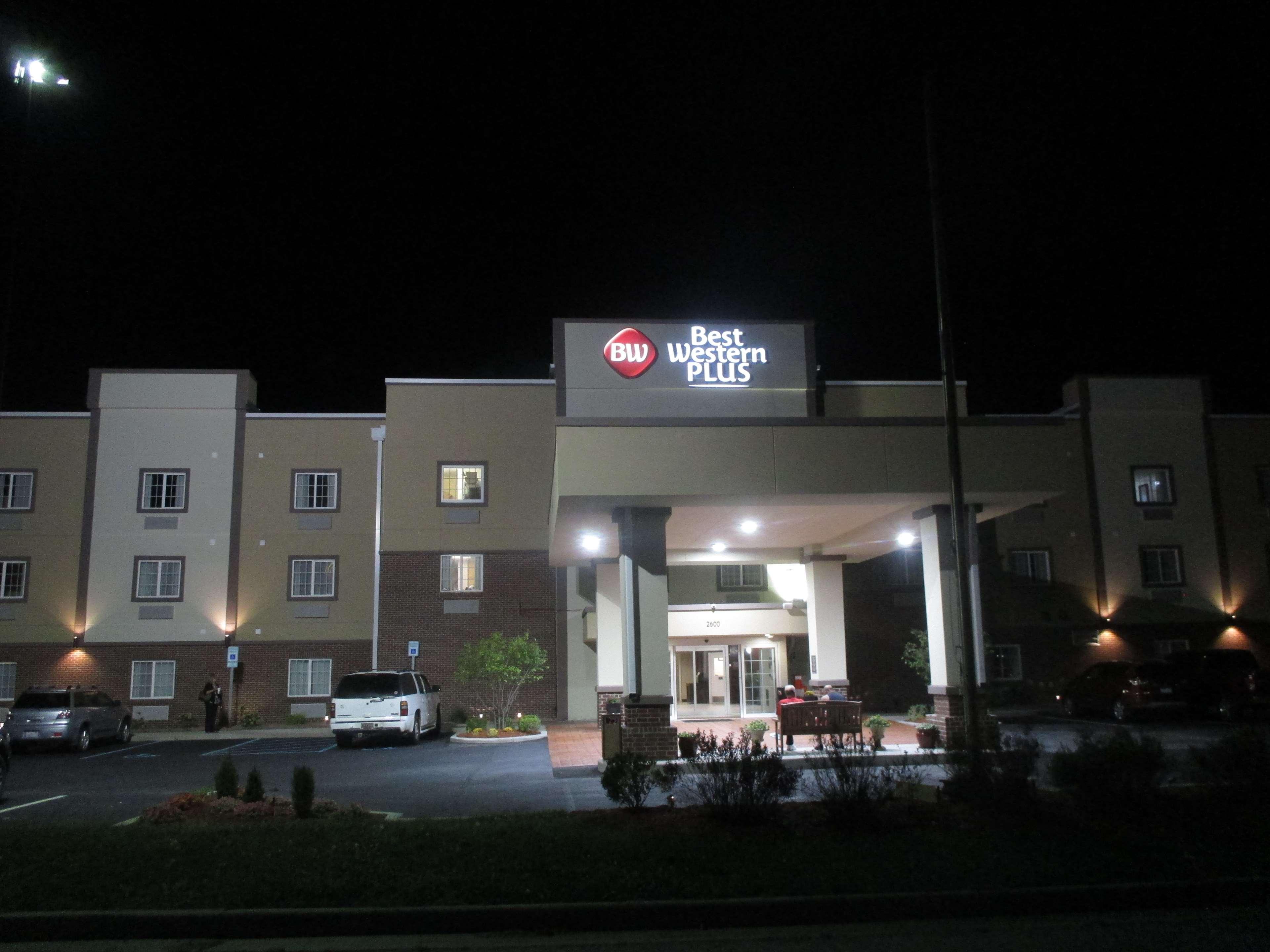 Best Western Plus Crawfordsville Hotel Exterior photo