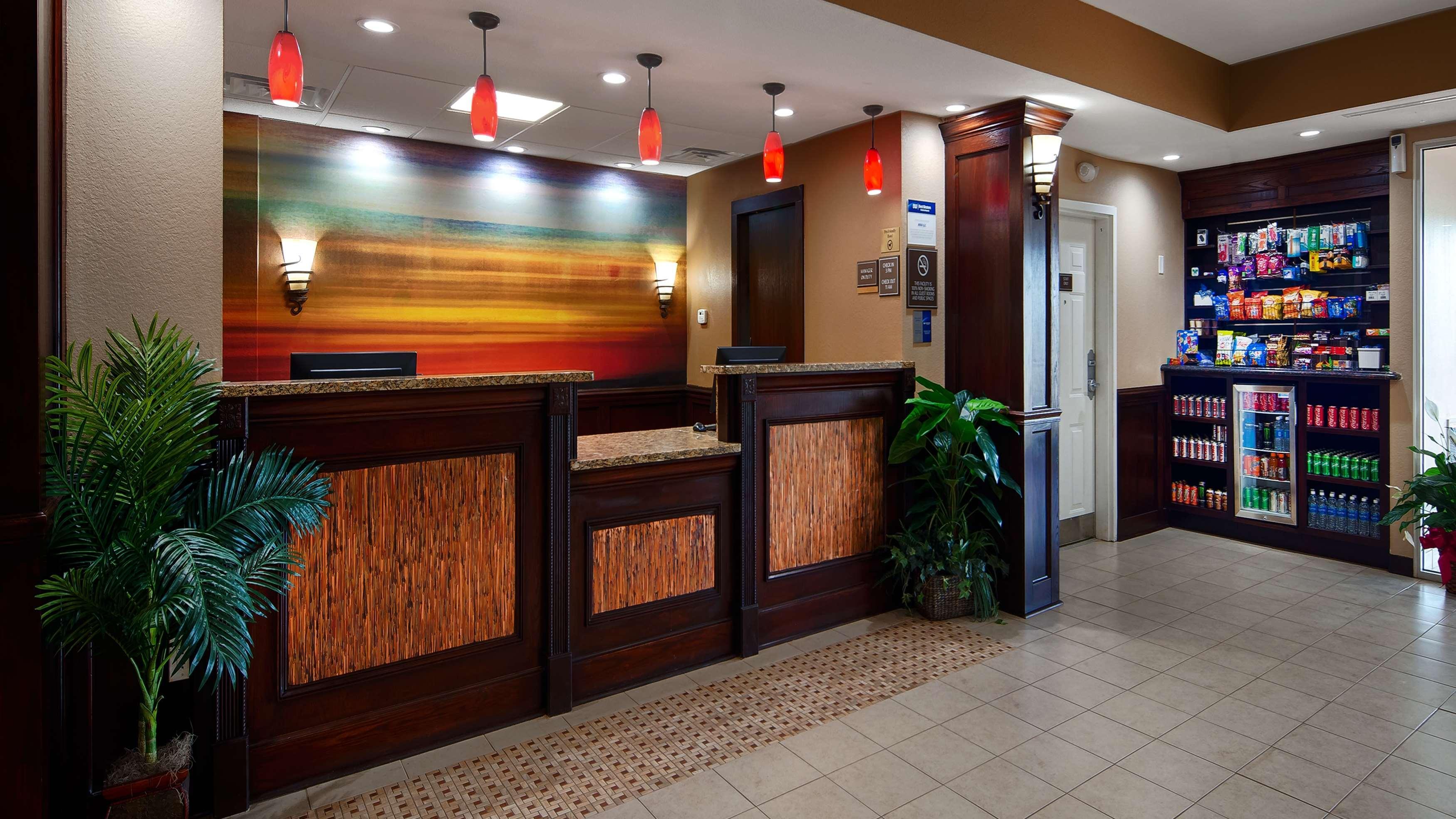 Best Western Plus Crawfordsville Hotel Exterior photo