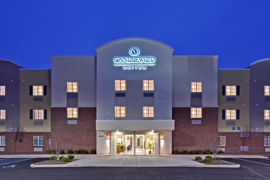 Best Western Plus Crawfordsville Hotel Exterior photo