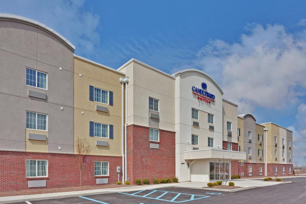 Best Western Plus Crawfordsville Hotel Exterior photo